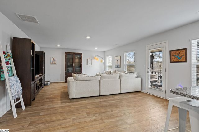 202 Rushing Waters Drive, Inman, SC 29349