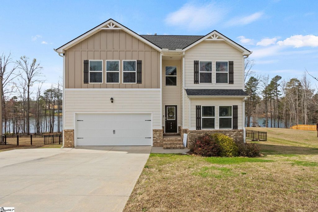 202 Rushing Waters Drive, Inman, SC 29349