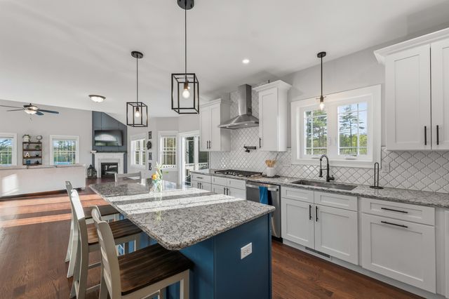 31 Cortland Avenue, Weare, NH 03281