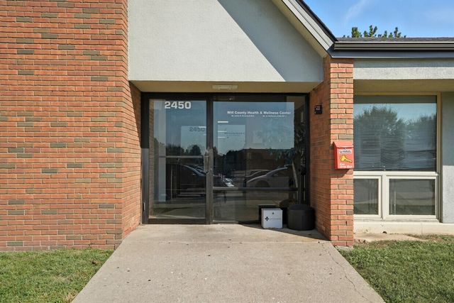 2450 Glenwood Avenue, Joliet, IL 60435