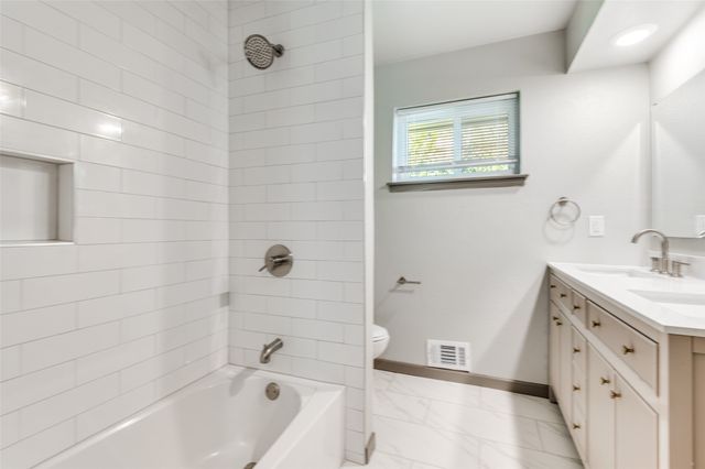 121 S Cavender Street, Dallas, TX 75211