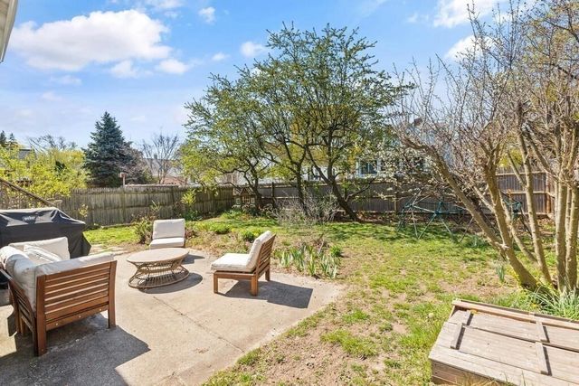 7 Marrigan St 1, Arlington, MA 02474