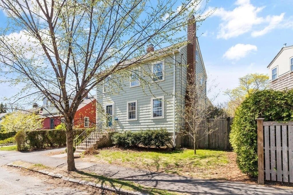 7 Marrigan St 1, Arlington, MA 02474