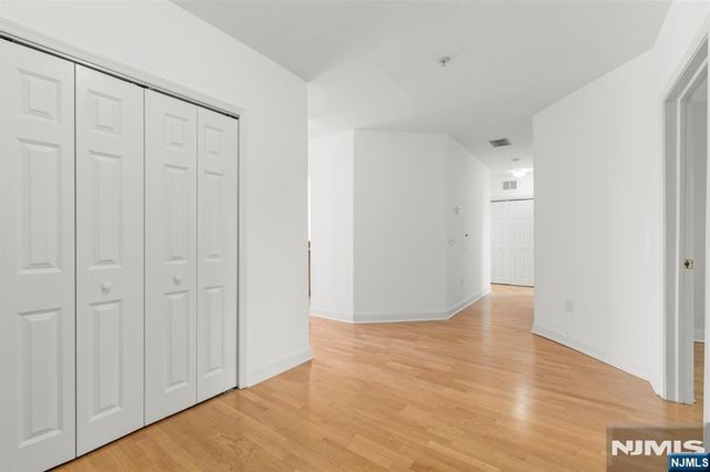 116 The Promenade, Edgewater, NJ 07020
