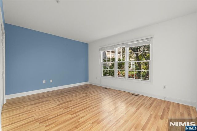116 The Promenade, Edgewater, NJ 07020