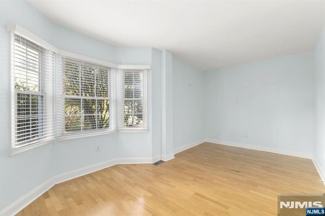 116 The Promenade, Edgewater, NJ 07020