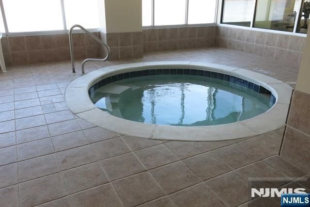 116 The Promenade, Edgewater, NJ 07020