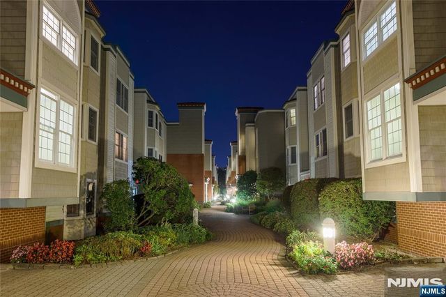 116 The Promenade, Edgewater, NJ 07020