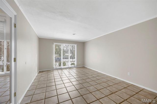 569 Highland Ridge Drive, Ballwin, MO 63011