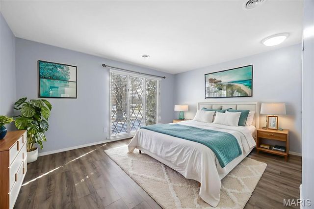 569 Highland Ridge Drive, Ballwin, MO 63011