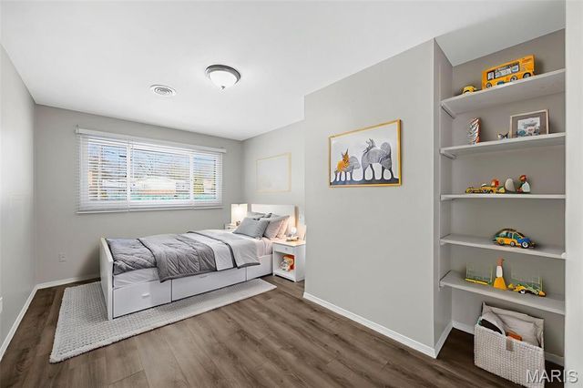 569 Highland Ridge Drive, Ballwin, MO 63011