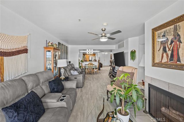 4755 Templeton St 2215, Los Angeles, CA 90032