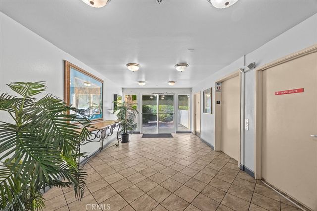 4755 Templeton St 2215, Los Angeles, CA 90032
