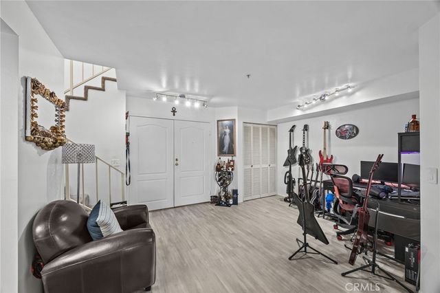 4755 Templeton St 2215, Los Angeles, CA 90032
