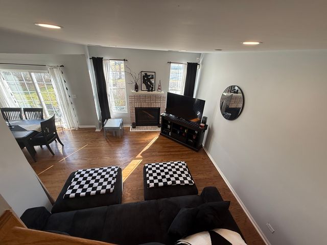 610 Lakeridge Court, Naperville, IL 60563