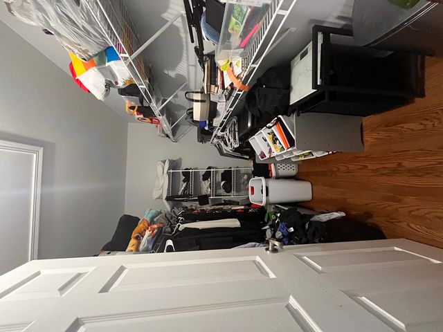 610 Lakeridge Court, Naperville, IL 60563