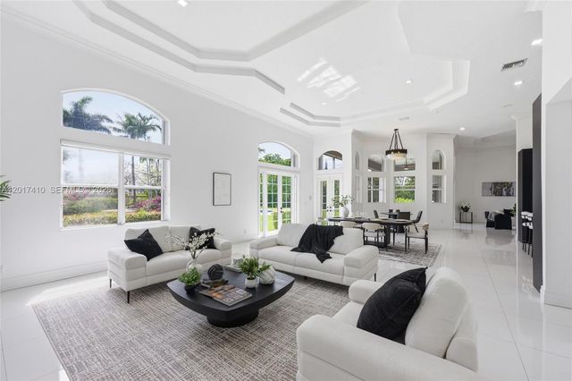 13253 SW 25th Pl, Davie, FL 33325
