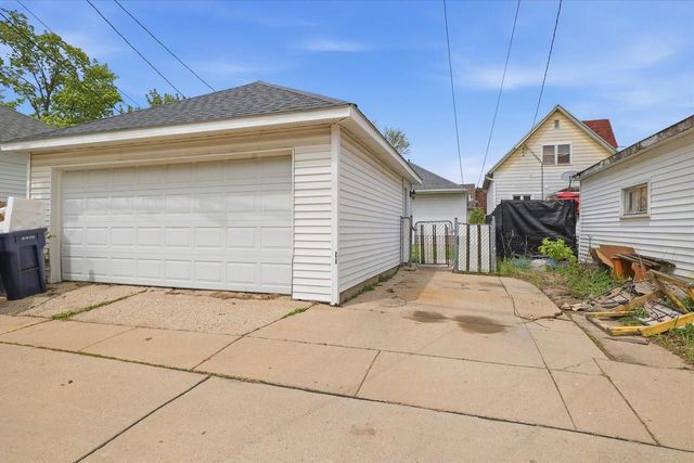 5827 Rogers STREET, West Allis, WI 53219