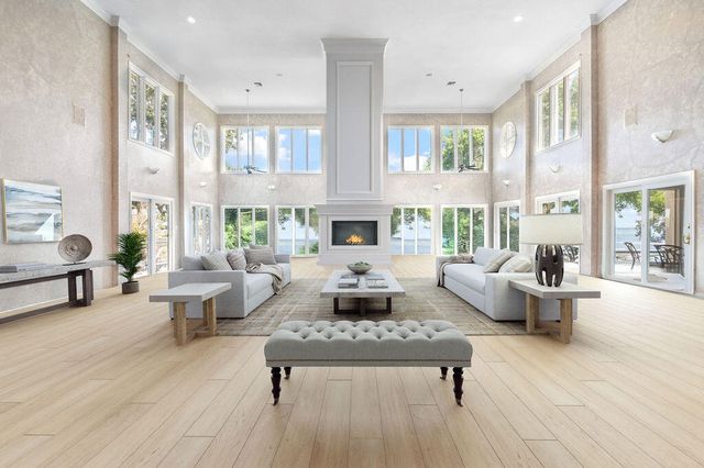 777 Boulevard Of The Champions, Shalimar, FL 32579