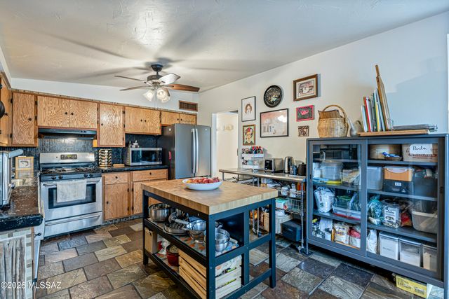 2402 W Wagon Wheel Drive, Tucson, AZ 85745