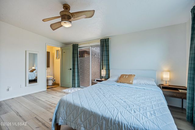 2402 W Wagon Wheel Drive, Tucson, AZ 85745