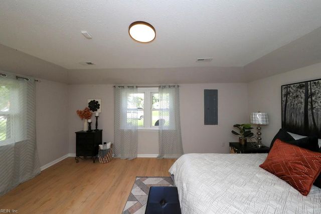 964 Norchester AVE, Norfolk, VA 23504