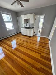 474 Branch Avenue 3, Providence, RI 02904
