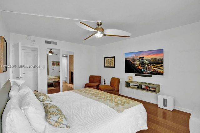 1121 Crandon Blvd E604, Key Biscayne, FL 33149