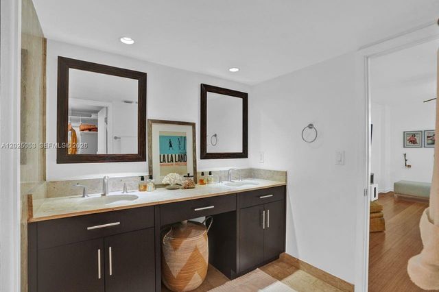 1121 Crandon Blvd E604, Key Biscayne, FL 33149