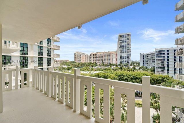 1121 Crandon Blvd E604, Key Biscayne, FL 33149