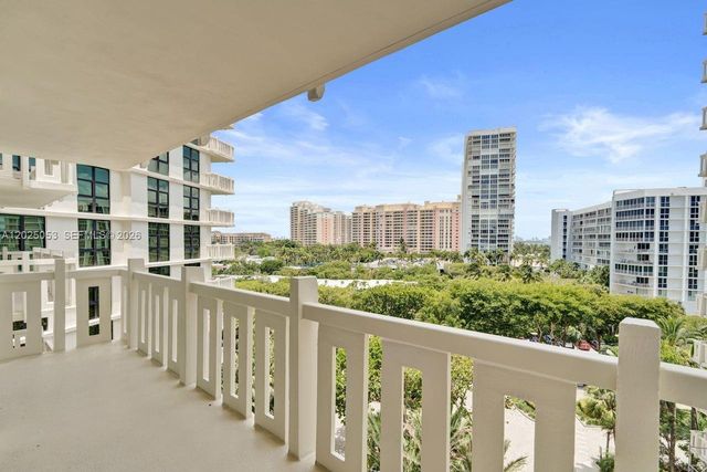 1121 Crandon Blvd E604, Key Biscayne, FL 33149