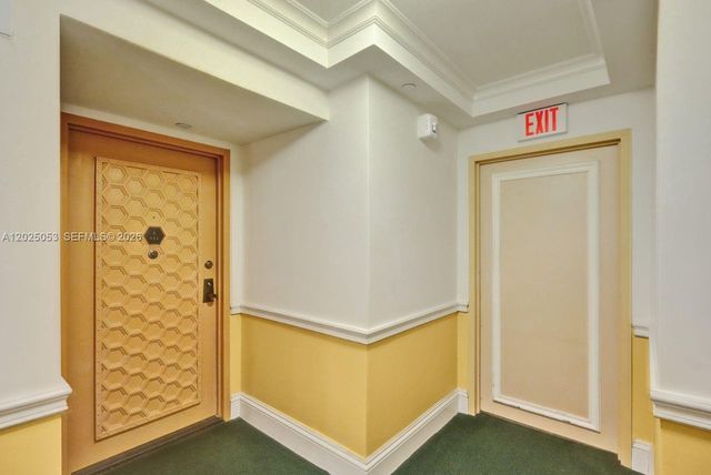 1121 Crandon Blvd E604, Key Biscayne, FL 33149