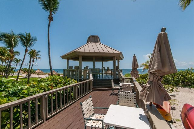 1121 Crandon Blvd E604, Key Biscayne, FL 33149