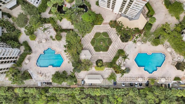 1121 Crandon Blvd E604, Key Biscayne, FL 33149