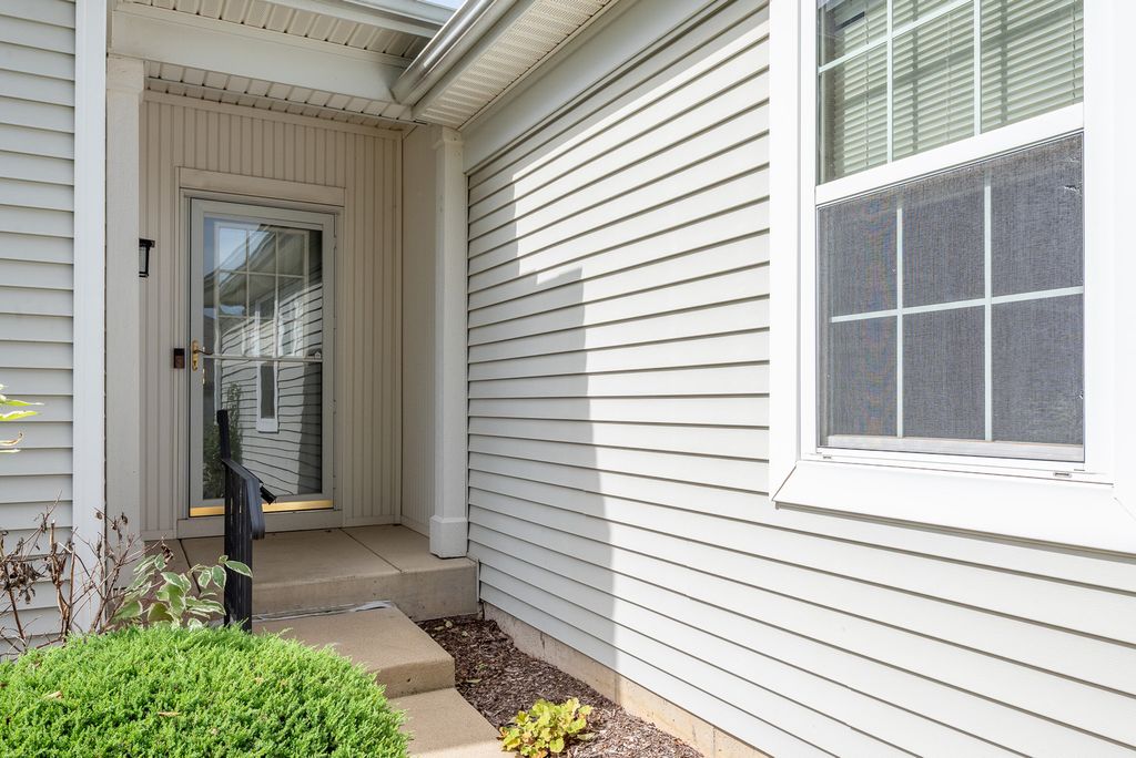 313 Prideland Drive, Shorewood, IL 60404 — photo 2