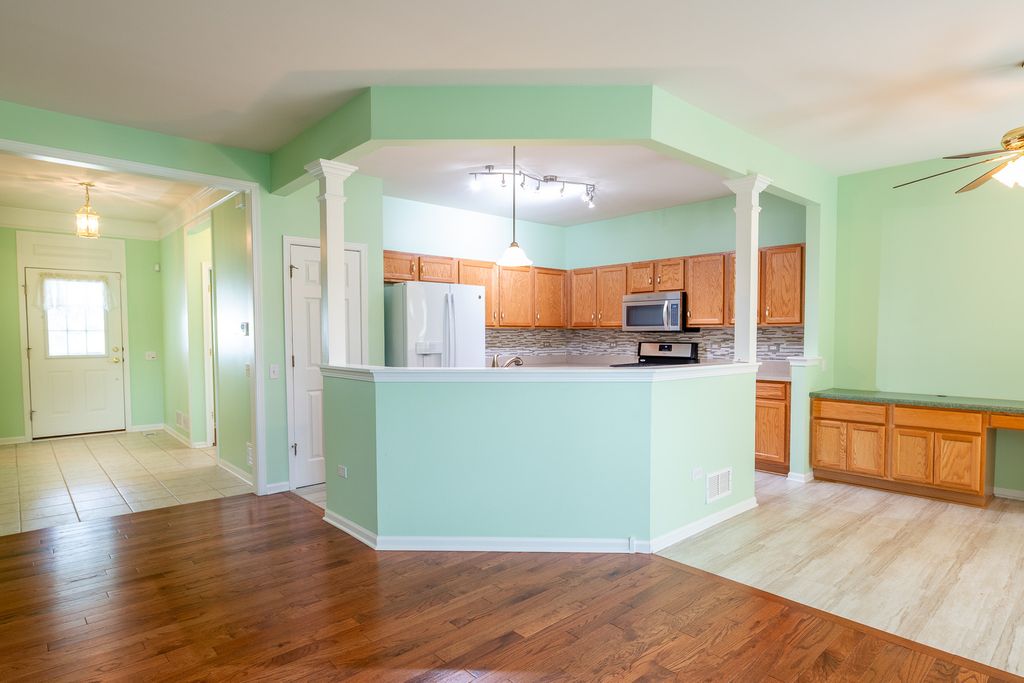 313 Prideland Drive, Shorewood, IL 60404 — photo 4