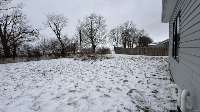 18834 Red Cedar Road, New Paris, IN 46553