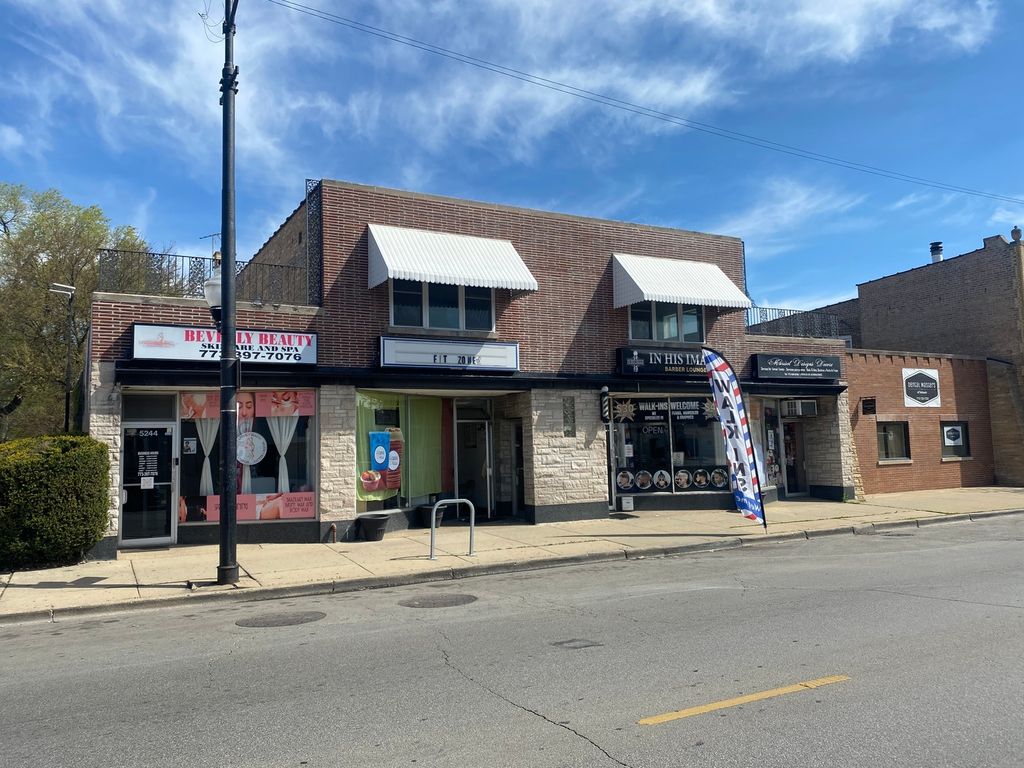 5240 W BELMONT Avenue 2, Chicago, IL 60641