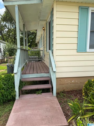 102 11TH STREET S, Bessemer, AL 35020