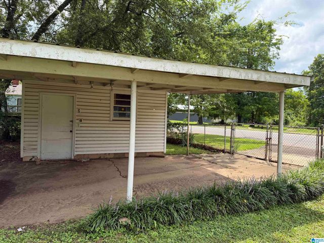 102 11TH STREET S, Bessemer, AL 35020