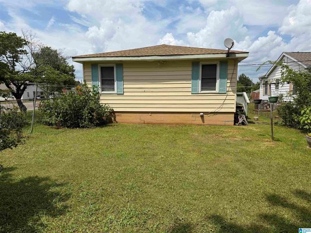 102 11TH STREET S, Bessemer, AL 35020