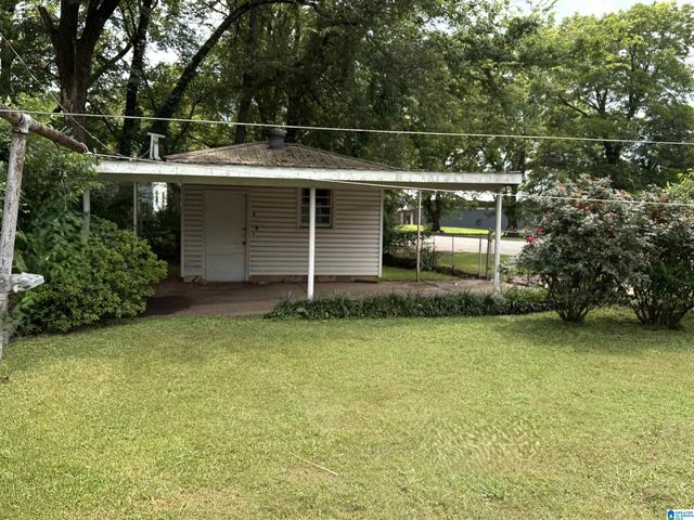 102 11TH STREET S, Bessemer, AL 35020