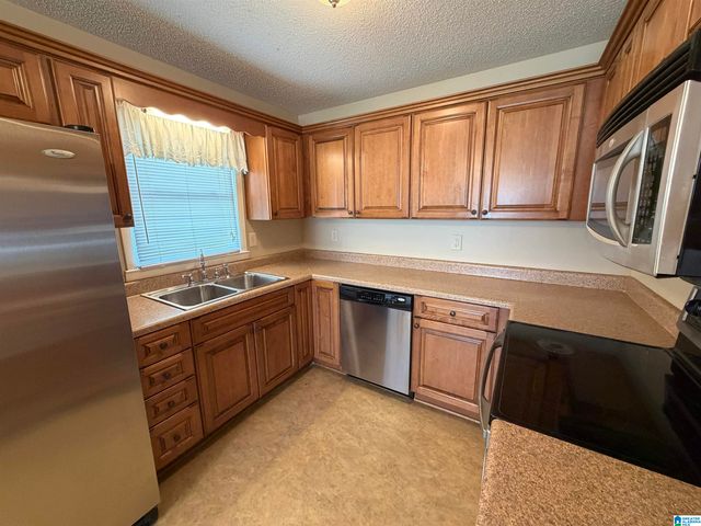 102 11TH STREET S, Bessemer, AL 35020