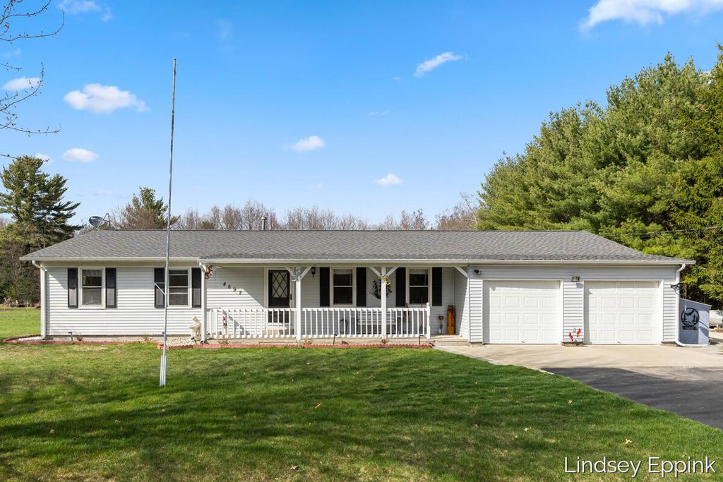 4597 E 128th Street, Grant Twp-newaygo, MI 49327