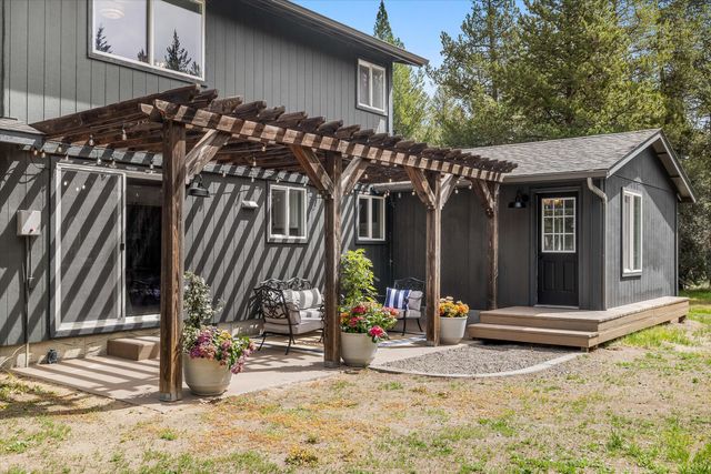 16465 White Buck Avenue, La Pine, OR 97739