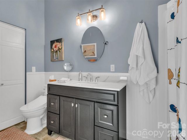 221 Moody Farm Road, Maggie Valley, NC 28751