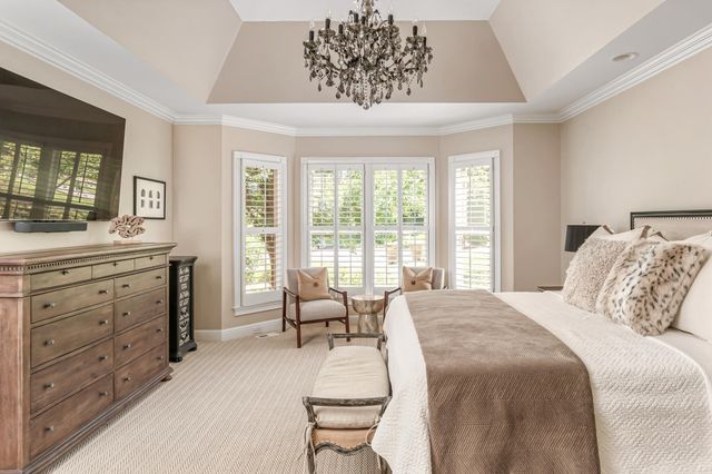704 Millstone Ln, Nashville, TN 37205