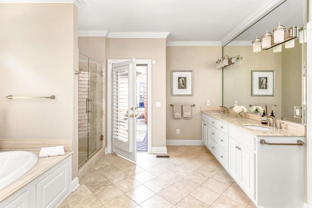 704 Millstone Ln, Nashville, TN 37205