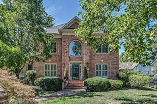 704 Millstone Ln, Nashville, TN 37205