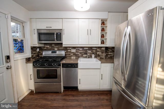 206 OVERLOOK RD, Philadelphia, PA 19128